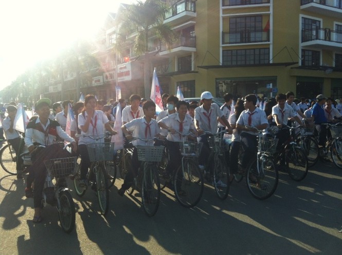 Hào hứng khởi động ‘Tháng thanh niên 2014’ - ảnh 7